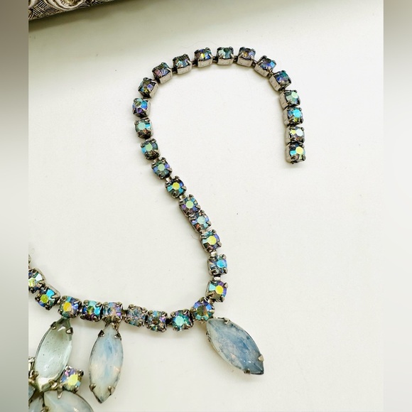 Vintage Blue Rhinestone Necklace - Picture 10 of 14